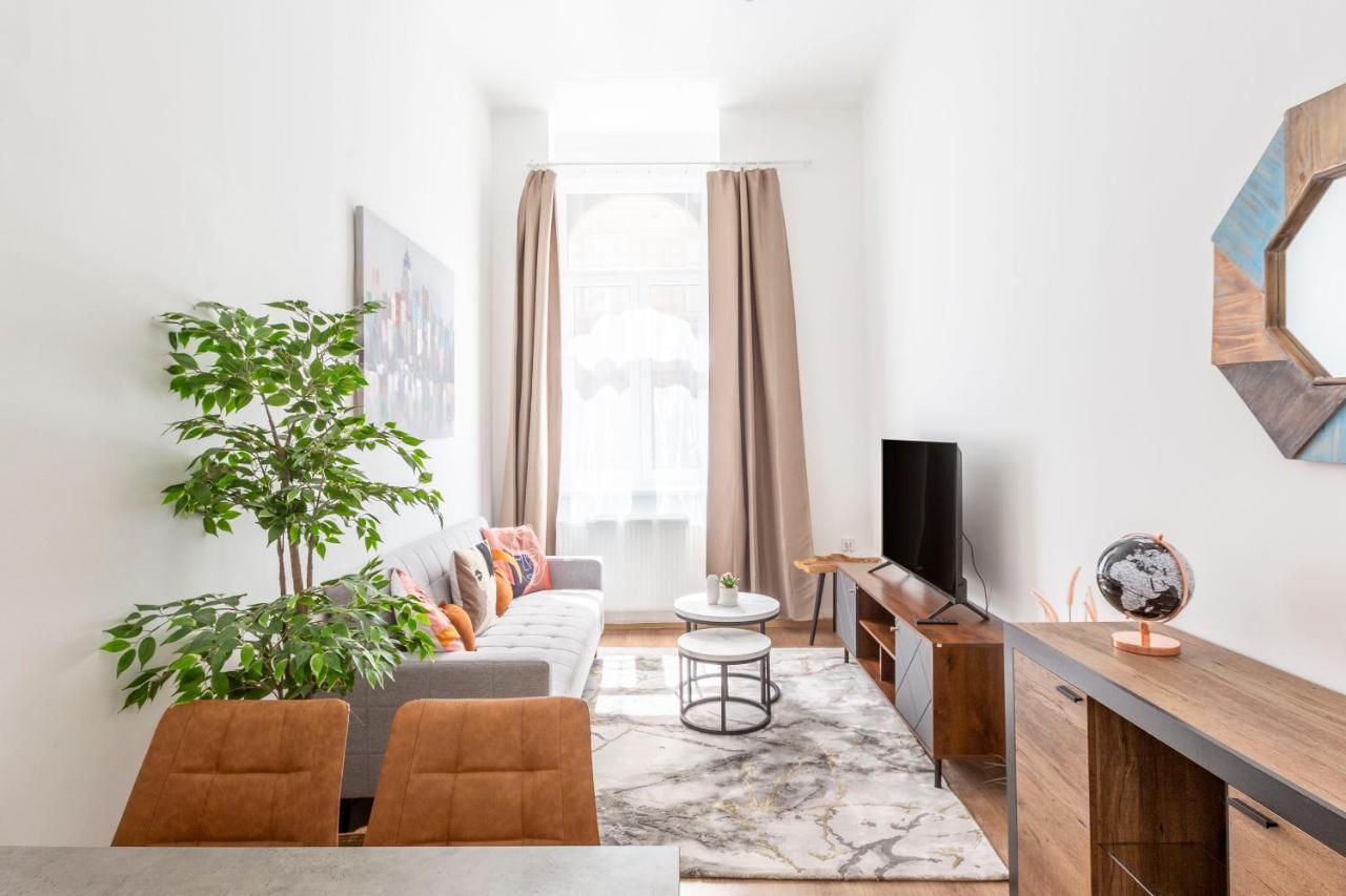 Cozy & Pleasant Homes In The Heart Of Budapest Bagian luar foto